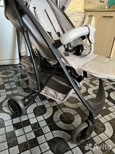 Коляска прогулочная летняя