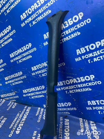 Накладка стойки. правая Renault Premium грузовой