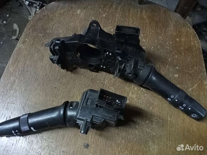 Подрулевой переключатель Киа Рио 3 Солярис