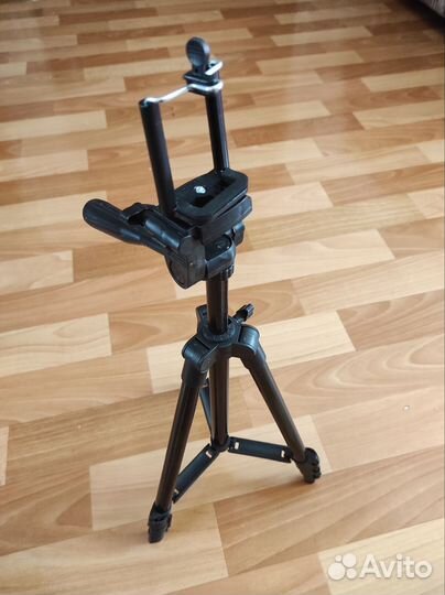 Штатив универсальный для фотоаппарата и телефона