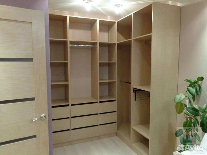 Шкаф для одежды