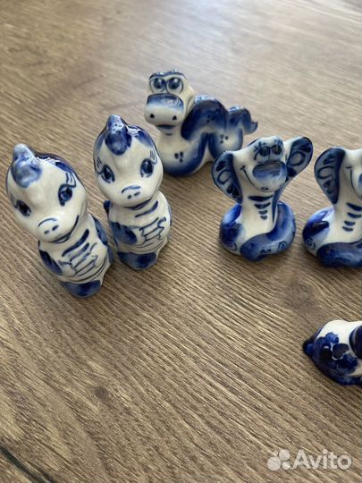 Керамические фигурки гжель