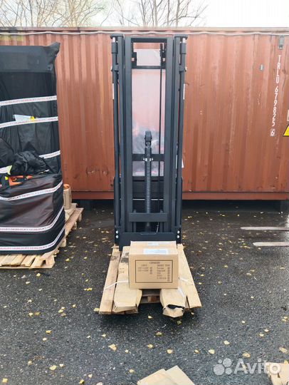 Штабелёр самоходный Noblelift PS16L 5300