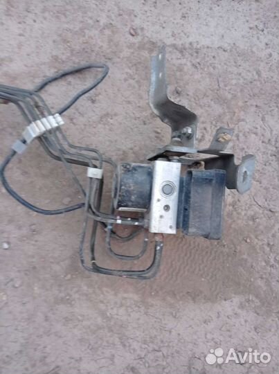 Блок авs на митсубиси лансер 10