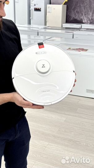 Умный робот пылесос