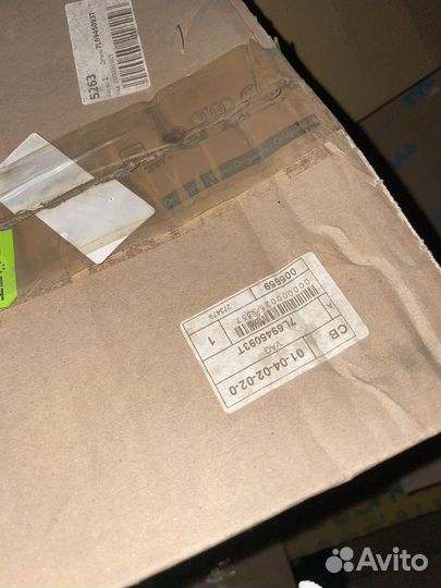 Задний фонарь внутренний Volkswagen Touareg 1