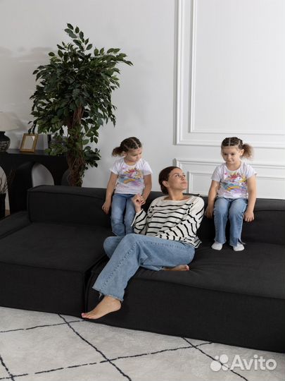 Диван прямои 4400х1700 мм