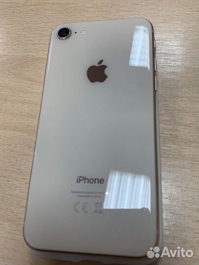 iPhone 8, 64 ГБ