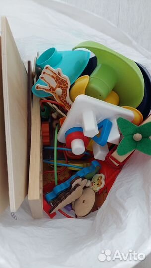 Развивающие игрушки пакетом