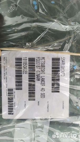 Боковое стекло левое Mitsubishi Lancer