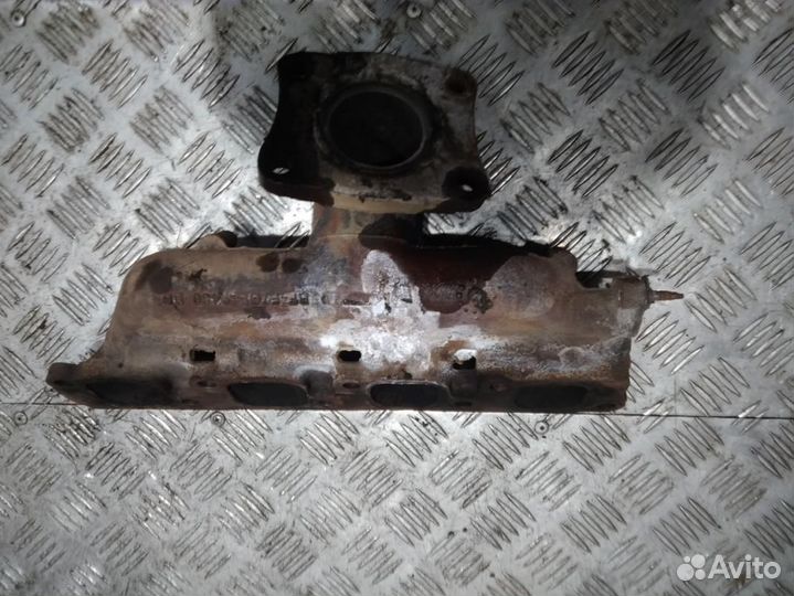 Коллектор выпускной Focus 1(98-04) 2.0 split port б\у (арт. RFF7CE9430DB)