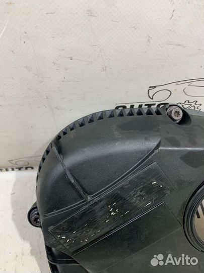 Крышка грм Audi Q5 8R CDN 2011
