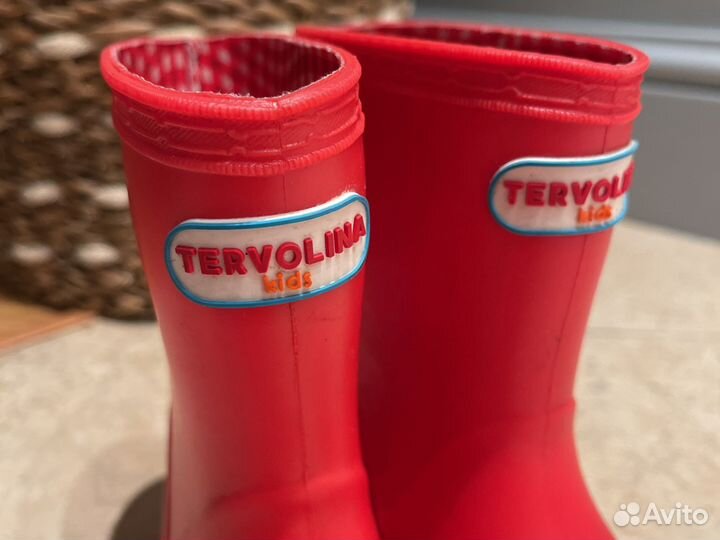 Резиновые сапожки