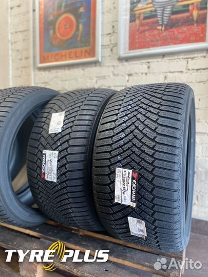 Yokohama BluEarth Winter V906 315/30 R22 и 285/35 R22 107W