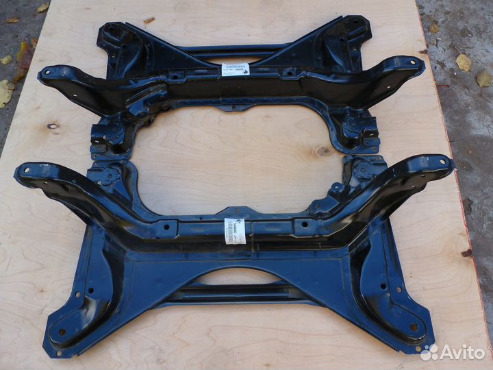 Новый оригинальный подрамник на саманд(samand)