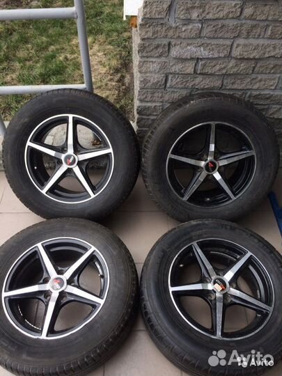 PDW 5539 на R15 5x114,3 лето Nokian 215/65 в сборе