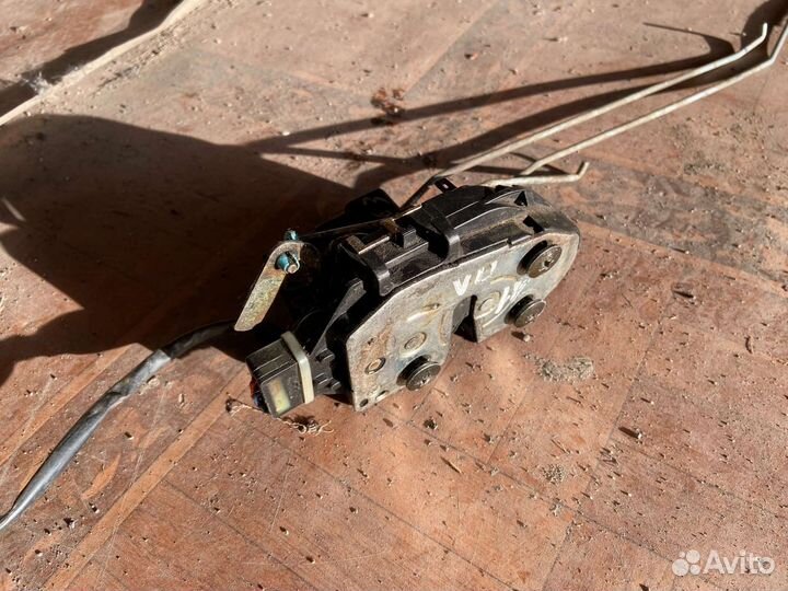 Замок двери передней левой kia spectra