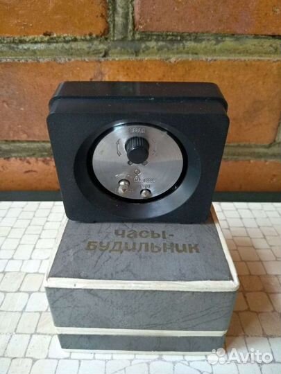 Настольные часы СССР заря