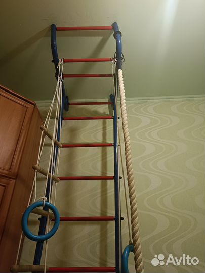 Спорткомплекс, шведская стенка