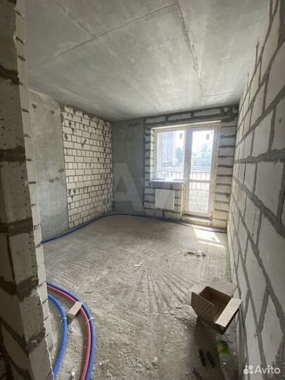 2-к. квартира, 56 м², 8/15 эт.