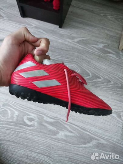 Футзалки adidas 42