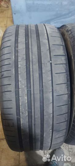 Pirelli P Zero System 285/40 R21