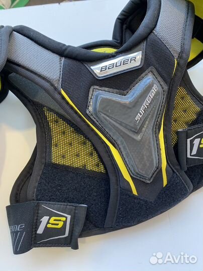 Нагрудник хоккейный bauer 1s