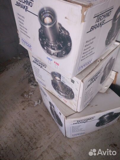 Ступица с подшипником, Volvo рено премиум керакс