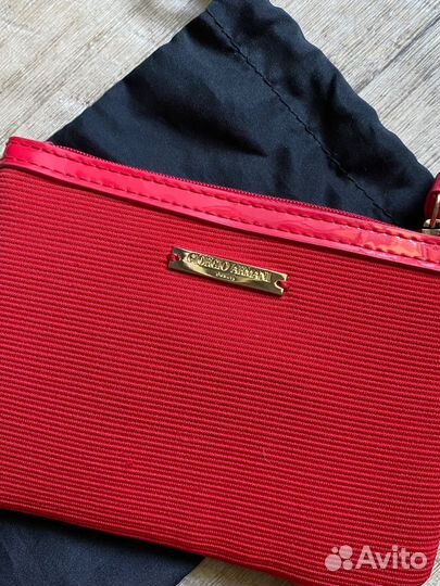 Косметичка Giorgio Armani красная