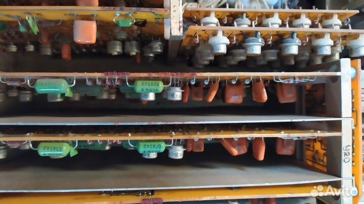 Измерительный прибор RCL Е7-8