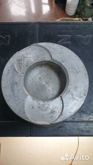 Поршень со вставкой без рассекателя камаз 41