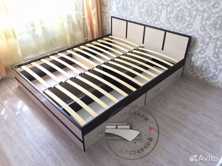 Кровать двуспальная
