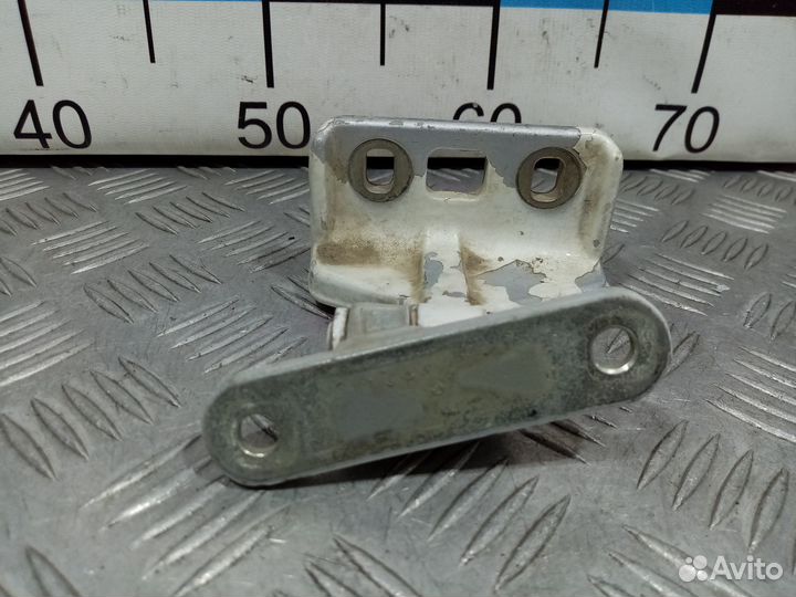 Б/У Петля двери задней правой верхняя W219#001