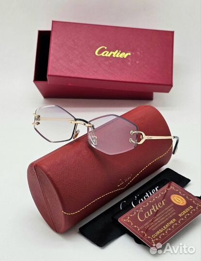 Солнцезащитные очки Cartier прозрачные