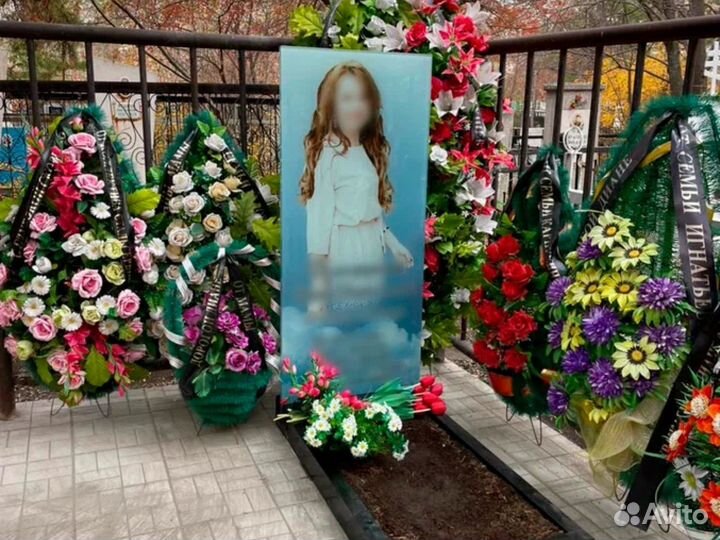 Памятники из стекла. Керамическая печать