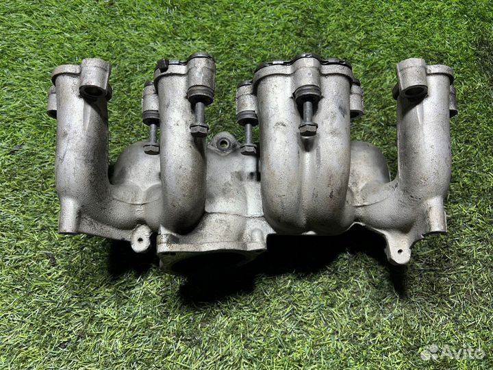 Коллектор впускной Volkswagen Touareg