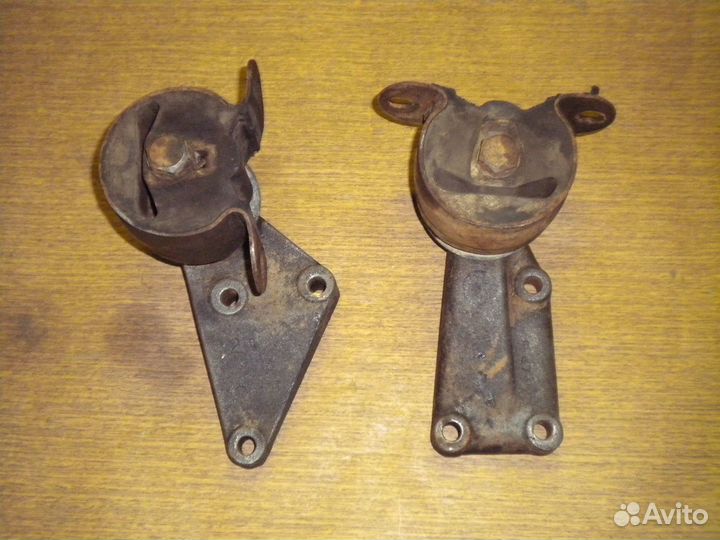 Кронштейн двигателя змз 409100 евро3 УАЗ 3962