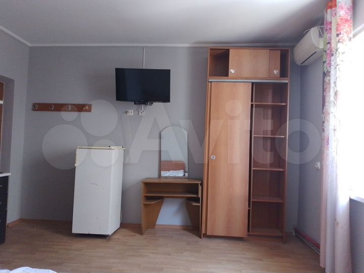 Комната 22 м² в 3-к., 2/2 эт.