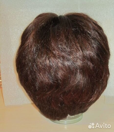Парик из искусственных волос