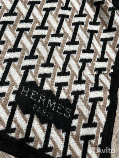 Шерстяной платок шаль Hermes бежевый с черным