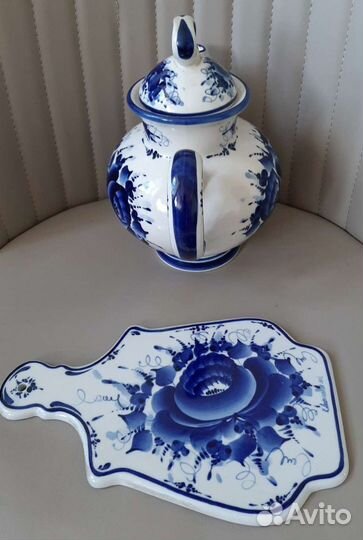 Чайник и доска для сыра гжель. Авторские работы