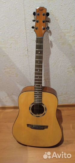 Акустическая гитара