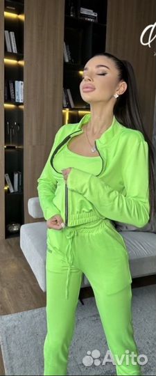 Спортивный костюм женский новый