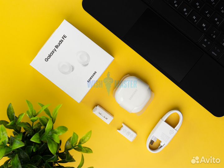 Наушники Samsung Galaxy Buds FE (Белый)