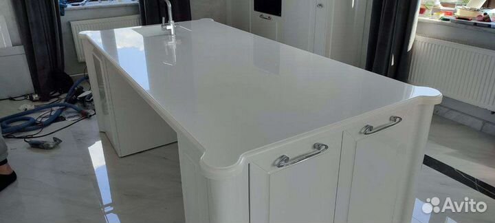 Столешницы и подоконники из искусственного камня