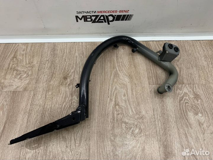 Петля багажника левая Mercedes W222