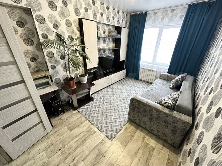 3-к. квартира, 81,5 м², 7/16 эт.