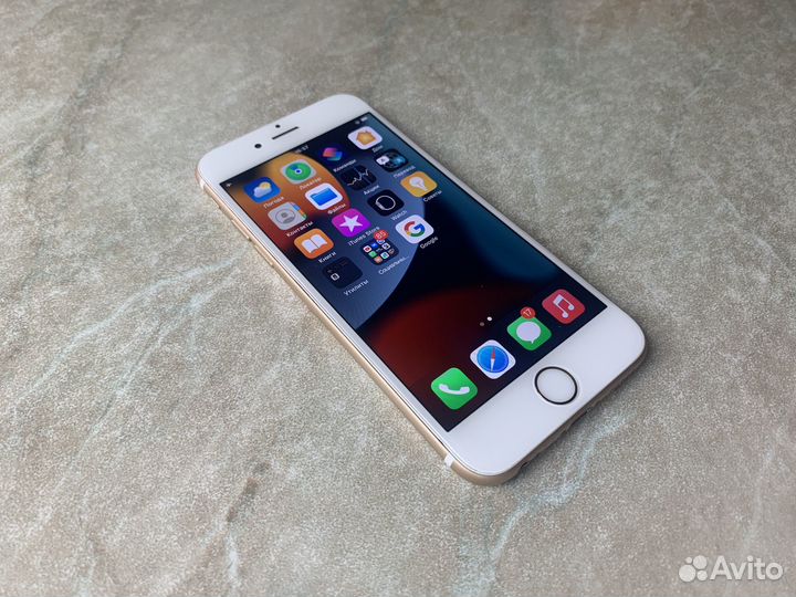 Телефон iPhone 6s