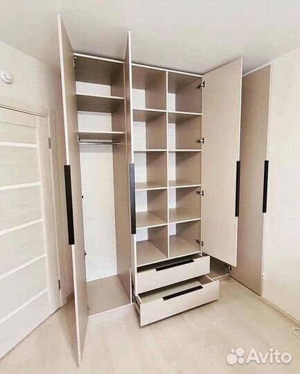 Стильный шкаф