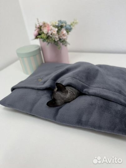 Лежанка домик для кошек или маленьких собак